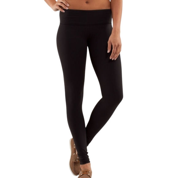 Lululemon Wunder Under Pant (First Release) Rel: 11/2011 Black Low Rise Women 8 - Picture 3 of 13